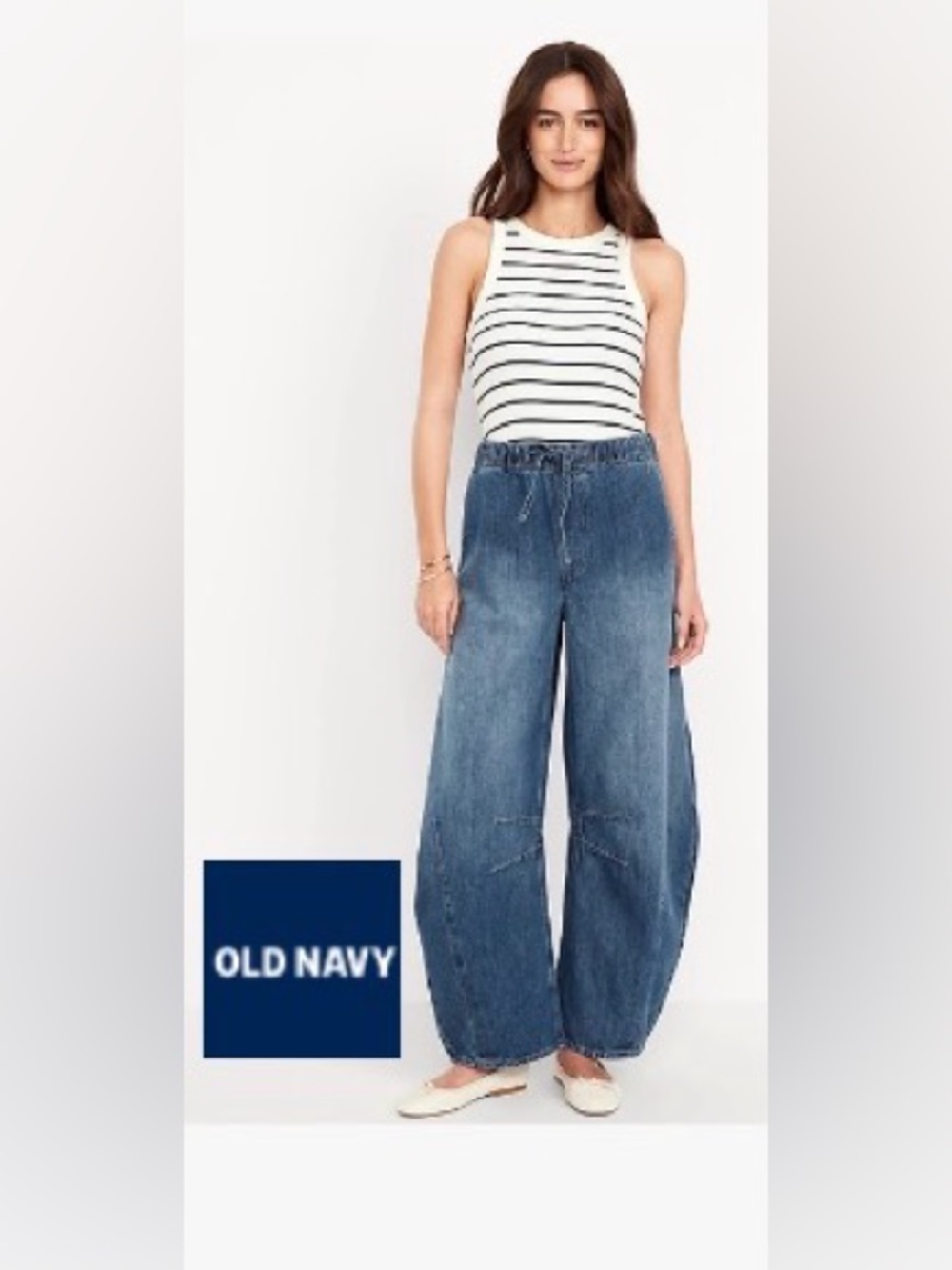 Old Navy High Waisted Pull On Barrel Jeans Medium Wash - Size L